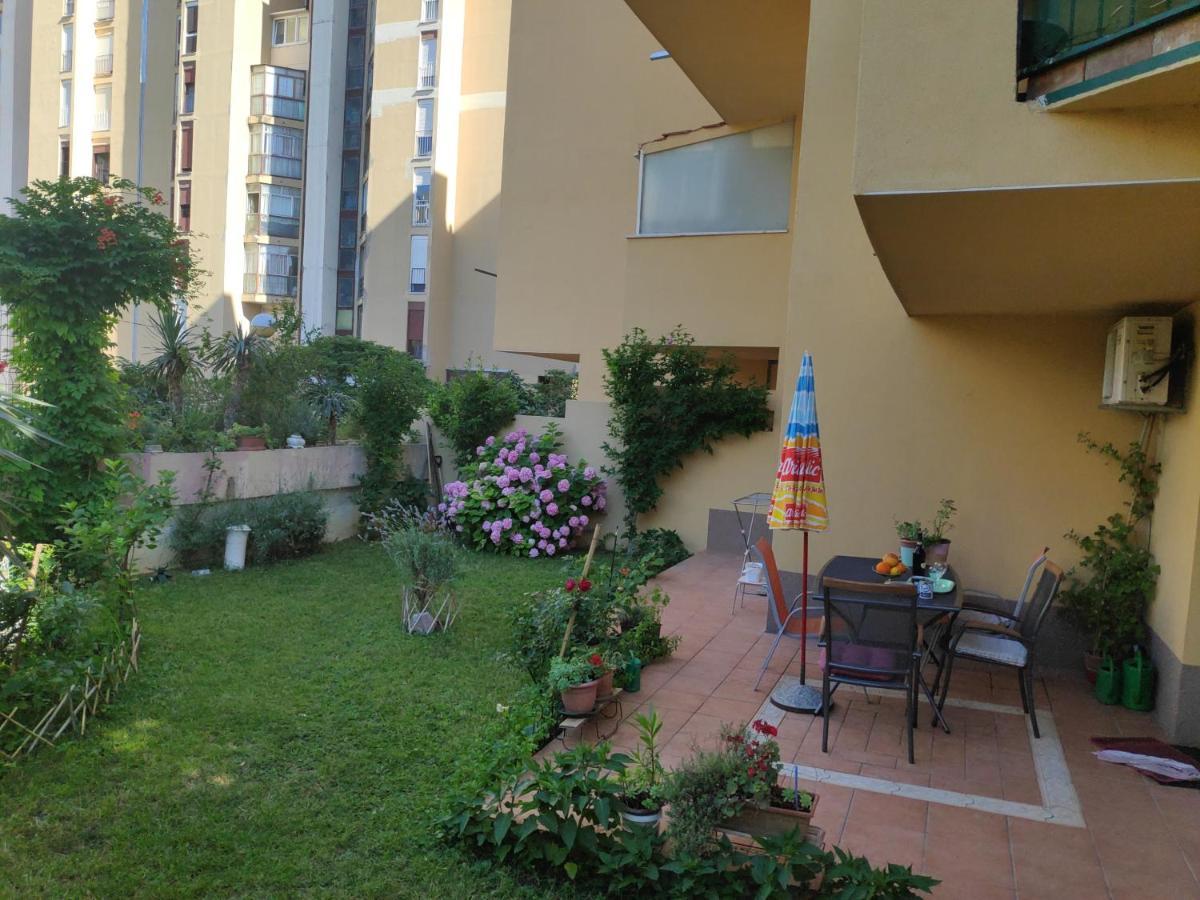 Spacious Apartment With Big Garden Near Beach Сплит Экстерьер фото